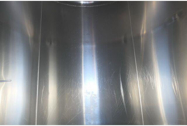 نصف مقطورة صهريج لنقل الطعام Menci SA 105, Isoliert, Tank aus 2016, 32m³, 4 Kammern: صور 13 نصف مقطورة صهريج لنقل الطعام Menci SA 105, Isoliert, Tank aus 2016, 32m³, 4 Kammern: صور 13