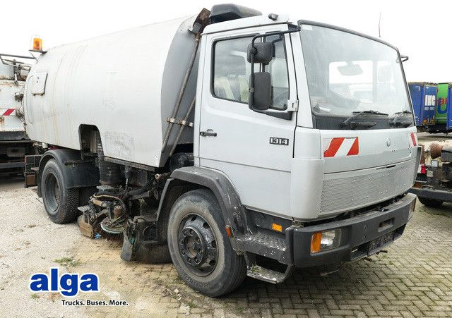 Mercedes-Benz 1314 KO 4x2, Schörling TSZ 94, Blattfederung - سياره كنس شوارع: صور 1 Mercedes-Benz 1314 KO 4x2, Schörling TSZ 94, Blattfederung - سياره كنس شوارع: صور 1