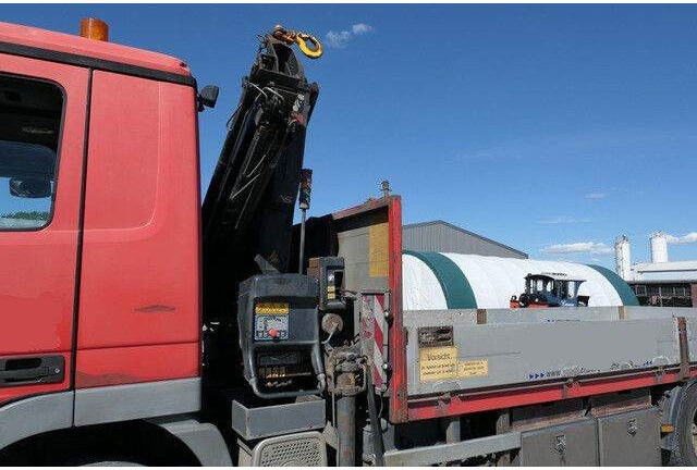 Mercedes-Benz 1844 L Actros 4x2, Hiab 144E-3, Funk, Voll-Luft - شاحنات مسطحة: صور 3 Mercedes-Benz 1844 L Actros 4x2, Hiab 144E-3, Funk, Voll-Luft - شاحنات مسطحة: صور 3