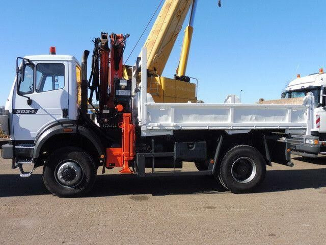 Mercedes-Benz 2024 AK 4x4, Tals AK 140.1 A3, Greifersteuerung - قلابات: صور 2 Mercedes-Benz 2024 AK 4x4, Tals AK 140.1 A3, Greifersteuerung - قلابات: صور 2
