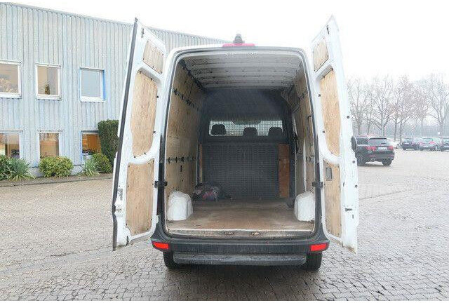 Mercedes-Benz 213 CDI Sprinter 4x2, Klima, 3. Sitz, Holzausbau - فان المدمجة: صور 5 Mercedes-Benz 213 CDI Sprinter 4x2, Klima, 3. Sitz, Holzausbau - فان المدمجة: صور 5