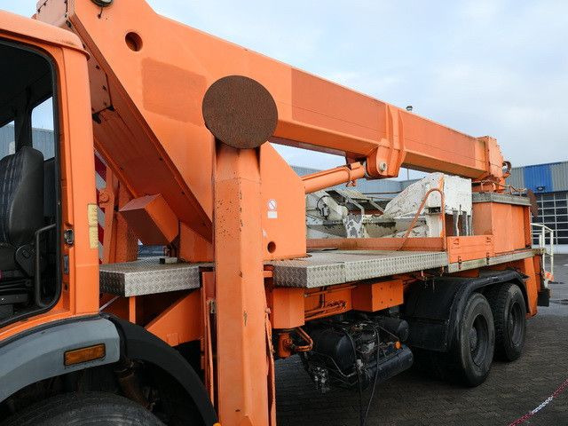 Mercedes-Benz, 2429 6X4, Ruthmann MT 325, 27,4 m - مصاعد الازدهار محمولة على شاحنة: صور 4 Mercedes-Benz, 2429 6X4, Ruthmann MT 325, 27,4 m - مصاعد الازدهار محمولة على شاحنة: صور 4