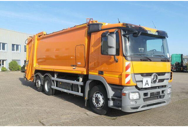 Mercedes-Benz 2532 L Actros 6x2,Schörling, Terberg, Lenk-Lift - شاحنة القمامة: صور 4 Mercedes-Benz 2532 L Actros 6x2,Schörling, Terberg, Lenk-Lift - شاحنة القمامة: صور 4