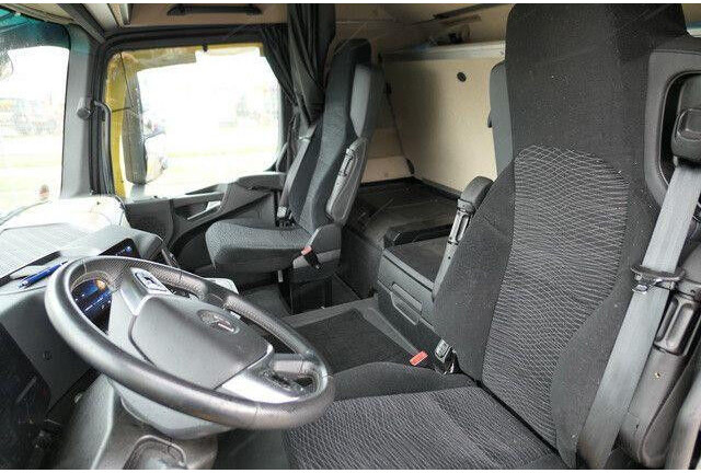 تأجير Mercedes-Benz 2546 L 6x2, MP4, 2x Schlafliege, Bullfänger, AC Mercedes-Benz 2546 L 6x2, MP4, 2x Schlafliege, Bullfänger, AC: صور 11 تأجير Mercedes-Benz 2546 L 6x2, MP4, 2x Schlafliege, Bullfänger, AC Mercedes-Benz 2546 L 6x2, MP4, 2x Schlafliege, Bullfänger, AC: صور 11