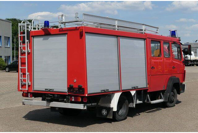 Mercedes-Benz 814 F/Feuerwehr/Pumpe/9 Sitze - المطافئ: صور 4 Mercedes-Benz 814 F/Feuerwehr/Pumpe/9 Sitze - المطافئ: صور 4