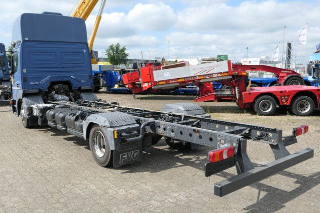 Mercedes-Benz 918 L Atego 4x2, Nebenantrieb, Standklima - الشاسيه شاحنة: صور 3 Mercedes-Benz 918 L Atego 4x2, Nebenantrieb, Standklima - الشاسيه شاحنة: صور 3