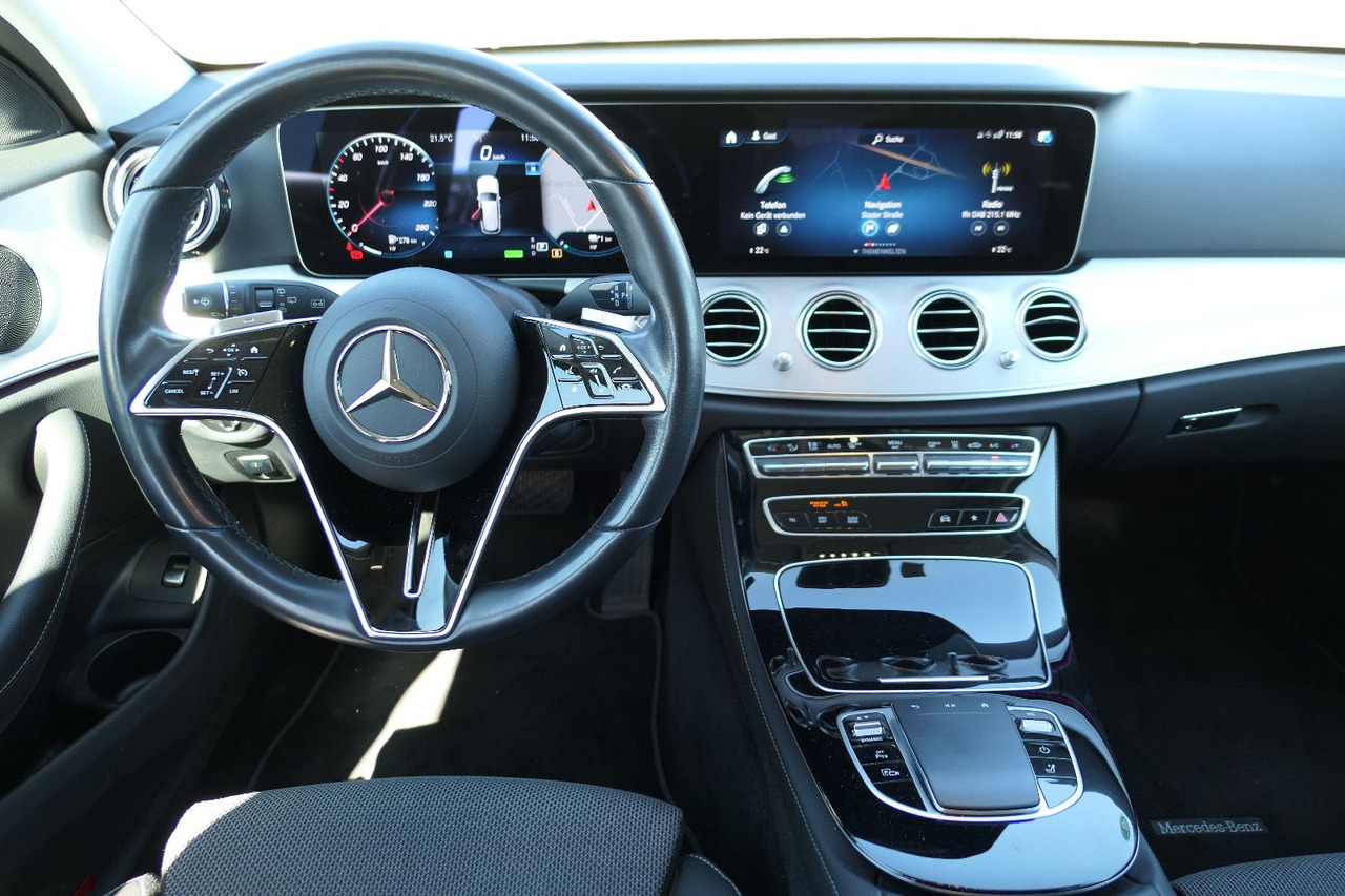 سيارة ستيشن Mercedes-Benz E 300 de 4Matic/AHK/Klima: صور 9