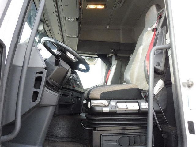 Renault T 480 4x2, Klima, Schlafliege, 2x Tank, Navi - شاحنة جرار: صور 5 Renault T 480 4x2, Klima, Schlafliege, 2x Tank, Navi - شاحنة جرار: صور 5