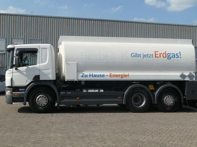 Scania P 320 6x2, Lindner & Fischer, 19m³, 3 Kammern - شاحنة صهريج: صور 2 Scania P 320 6x2, Lindner & Fischer, 19m³, 3 Kammern - شاحنة صهريج: صور 2