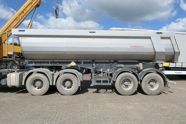 Schwarzmüller K-Serie, Stahl, 26m³, 2-Achser, Luft-Lift, BPW - قلابة نصف مقطورة: صور 3 Schwarzmüller K-Serie, Stahl, 26m³, 2-Achser, Luft-Lift, BPW - قلابة نصف مقطورة: صور 3