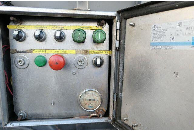 Tank Saug Truck XXL 18,Kanalreiniger,Pumpe,Alu-Felgen - فراغ شاحنة: صور 5 Tank Saug Truck XXL 18,Kanalreiniger,Pumpe,Alu-Felgen - فراغ شاحنة: صور 5