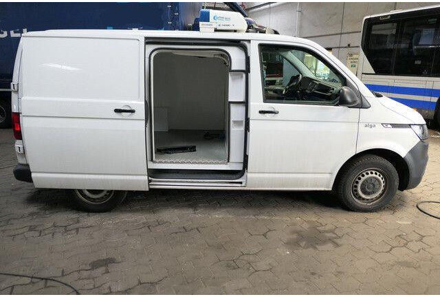 Volkswagen T 6 4x2, Thermo King E200MAX50, 3. Sitz, 184tkm - الشاحنات الصغيرة المبردة: صور 4 Volkswagen T 6 4x2, Thermo King E200MAX50, 3. Sitz, 184tkm - الشاحنات الصغيرة المبردة: صور 4