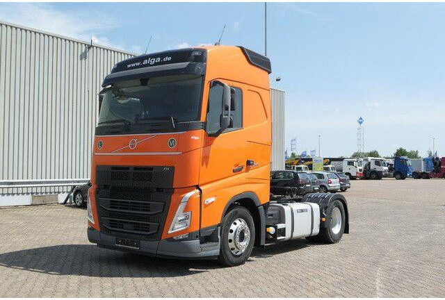Volvo FH 500 4x2, Standklima, VEB-Bremse, Alu-Felgen - شاحنة جرار: صور 3 Volvo FH 500 4x2, Standklima, VEB-Bremse, Alu-Felgen - شاحنة جرار: صور 3