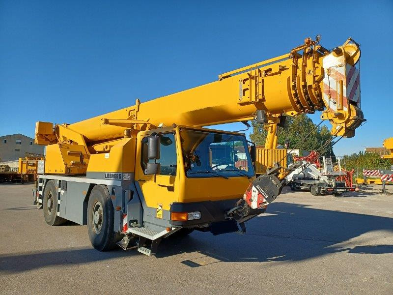 LIEBHERR LTM 1040 2.1 - موبايل كرين: صور 1 LIEBHERR LTM 1040 2.1 - موبايل كرين: صور 1