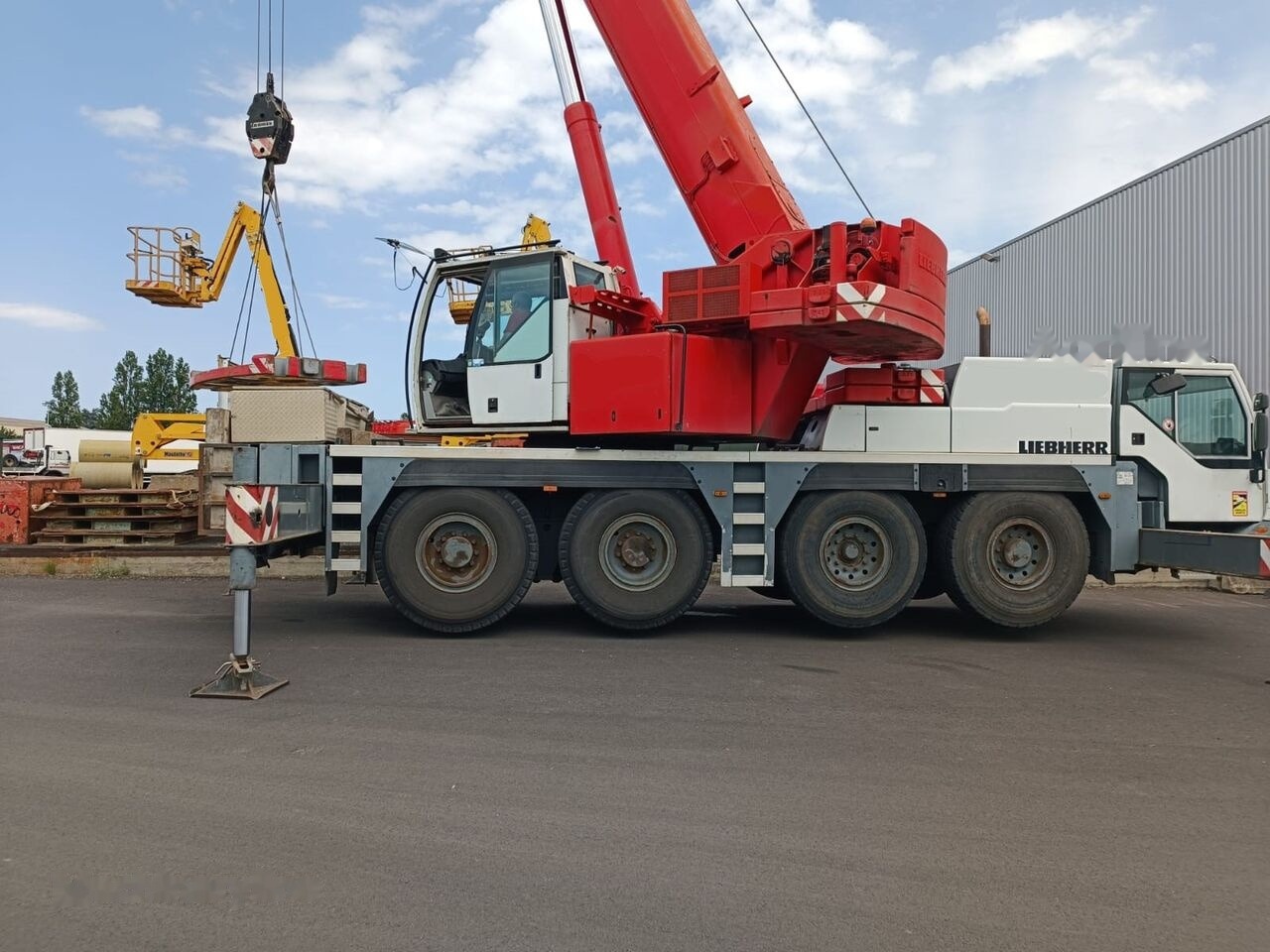 Liebherr LTM 1060/2 - موبايل كرين: صور 1 Liebherr LTM 1060/2 - موبايل كرين: صور 1