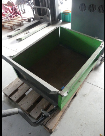 ماكينة تقطيع الأغصان Broyeur de végétaux sur chenilles Peruzzo TB100: صور 11