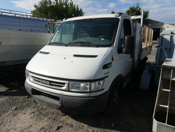 Camionnette benne basculante Iveco 35C10 (2006-196.690 km) - قلاب صغير: صور 1 Camionnette benne basculante Iveco 35C10 (2006-196.690 km) - قلاب صغير: صور 1