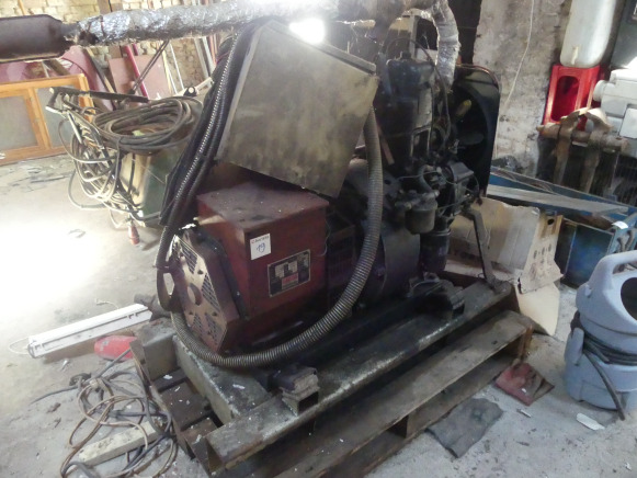 Groupe électrogène diesel 10 kVA Stamford BCI.164D2 - مجموعة المولدات: صور 2 Groupe électrogène diesel 10 kVA Stamford BCI.164D2 - مجموعة المولدات: صور 2