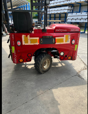 Moffett M8 30.4 - محمل الجانب: صور 3 Moffett M8 30.4 - محمل الجانب: صور 3