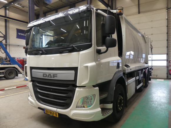 شاحنة القمامة REF:01-BGF-8 - Camion poubelle DAF CF290FAG (2015-268.697 km): صور 1