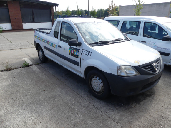 REF:12391 - Camionnette pickup Dacia Logan 1.5 DCI (2011-175.387 km) - شاحنة البيك أب: صور 3 REF:12391 - Camionnette pickup Dacia Logan 1.5 DCI (2011-175.387 km) - شاحنة البيك أب: صور 3