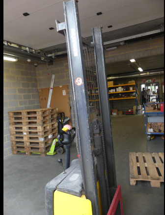 REF:Bâtiment A - Gerbeur Komatsu MWS 10-1R - معدات تكديس: صور 4 REF:Bâtiment A - Gerbeur Komatsu MWS 10-1R - معدات تكديس: صور 4