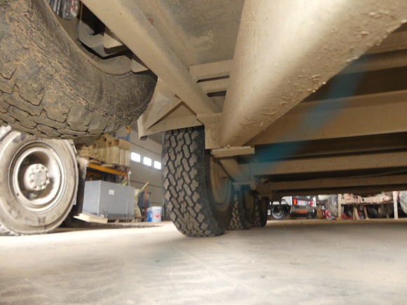 مقطورة لنقل المعدات Remorque porte engin triple essieu Nugent Trailers PT126TRI: صور 16