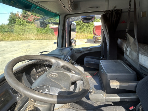 Tracteur routier 6x4 Mercedes Actros 3346 S (2012 - 786.405 km) - شاحنة جرار: صور 5 Tracteur routier 6x4 Mercedes Actros 3346 S (2012 - 786.405 km) - شاحنة جرار: صور 5