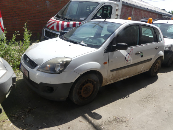 Voiture Ford FIESTA - سيارة: صور 1 Voiture Ford FIESTA - سيارة: صور 1