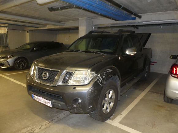 Voiture Nissan NAVARA 2.5 (2012-237.396 km) - سيارة: صور 1 Voiture Nissan NAVARA 2.5 (2012-237.396 km) - سيارة: صور 1