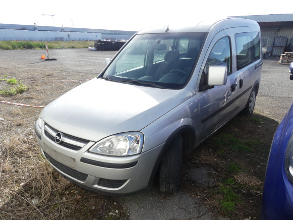 Voiture Opel Combo - سيارة: صور 1 Voiture Opel Combo - سيارة: صور 1