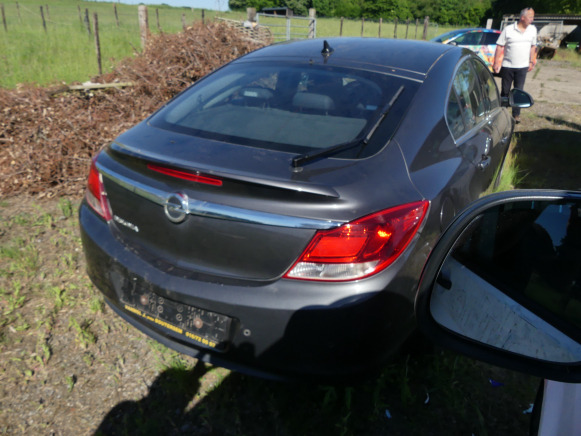 Voiture Opel INSIGNA (2011-155.376 km) - سيارة: صور 3 Voiture Opel INSIGNA (2011-155.376 km) - سيارة: صور 3