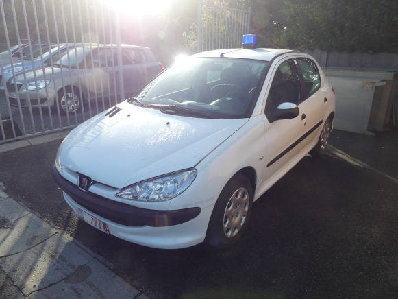 Voiture Peugeot 206 (2006-87.764 km) - سيارة: صور 1 Voiture Peugeot 206 (2006-87.764 km) - سيارة: صور 1