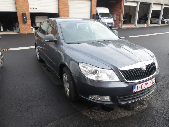Voiture Skoda Octavia (2012-151.295 km) - سيارة: صور 2 Voiture Skoda Octavia (2012-151.295 km) - سيارة: صور 2