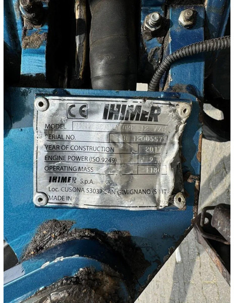 IHI 12 - حفارة مصغرة: صور 4 IHI 12 - حفارة مصغرة: صور 4