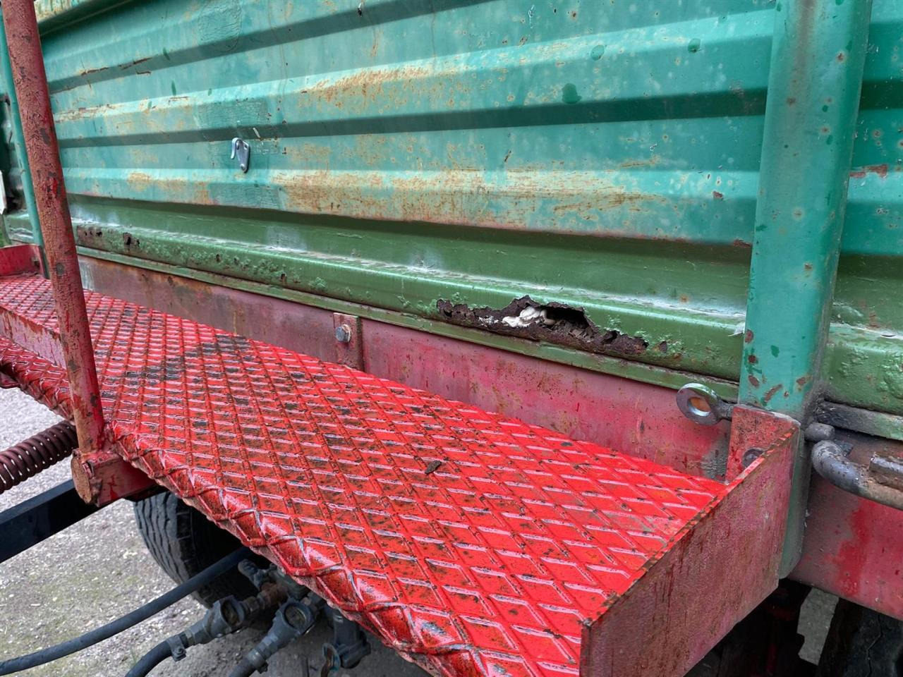 Agromet T-149 - قلابة مقطورة: صور 4 Agromet T-149 - قلابة مقطورة: صور 4