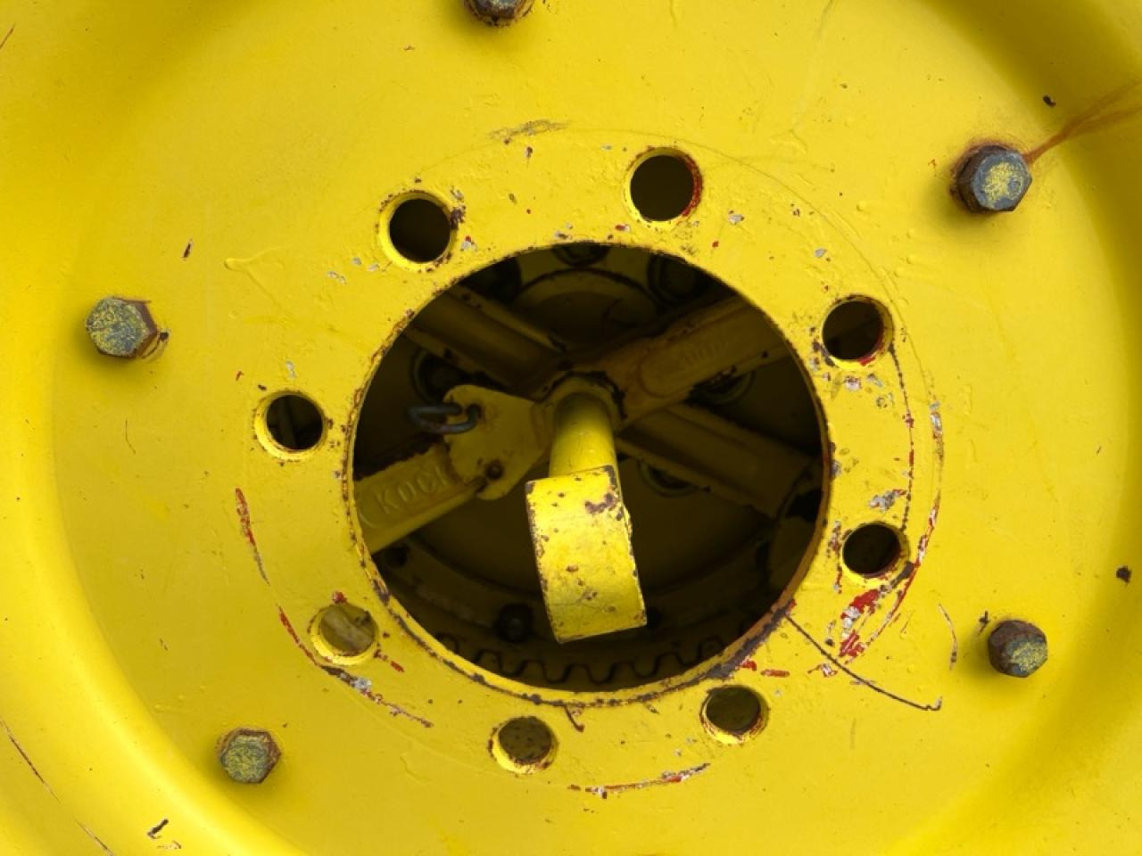 Alliance 13.6R48 inkl. KN Kupplung - الإطارات - الآلات والماكينات الزراعية: صور 2 Alliance 13.6R48 inkl. KN Kupplung - الإطارات - الآلات والماكينات الزراعية: صور 2