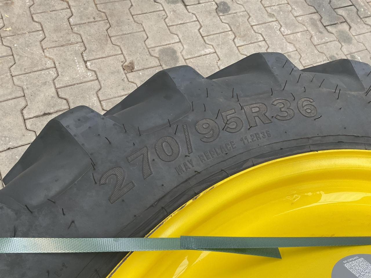 Alliance 270/95R36 - الإطارات - الآلات والماكينات الزراعية: صور 3 Alliance 270/95R36 - الإطارات - الآلات والماكينات الزراعية: صور 3