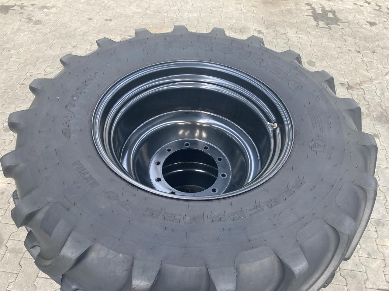 Alliance 480R30 & 520R42 - الإطارات - الآلات والماكينات الزراعية: صور 3 Alliance 480R30 & 520R42 - الإطارات - الآلات والماكينات الزراعية: صور 3