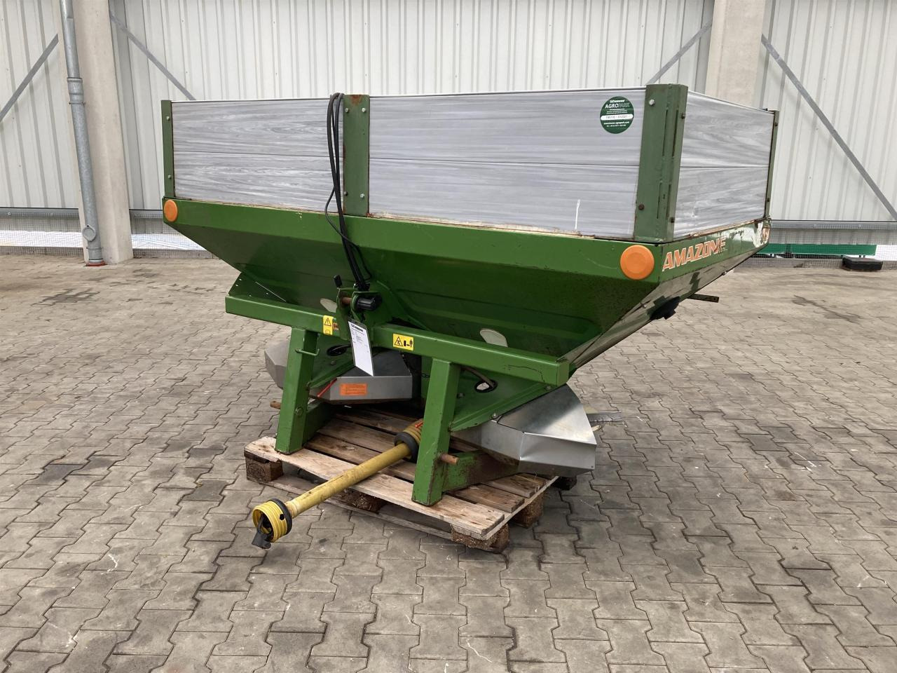 Amazone ZA-M 1000 Comp. - آلة رش الأسمدة: صور 1 Amazone ZA-M 1000 Comp. - آلة رش الأسمدة: صور 1