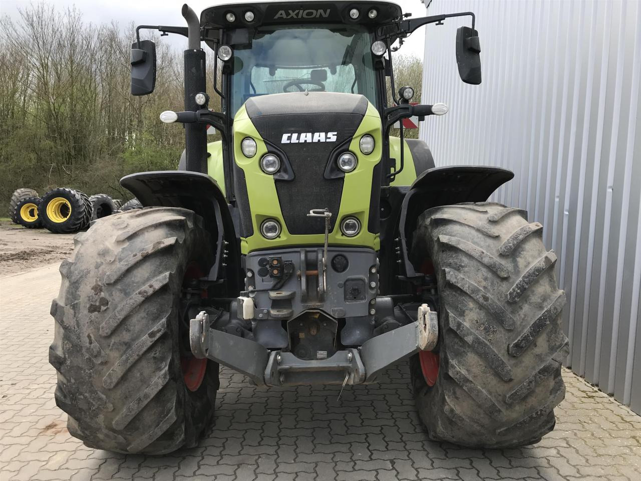 CLAAS Axion 870 - جرار: صور 3 CLAAS Axion 870 - جرار: صور 3
