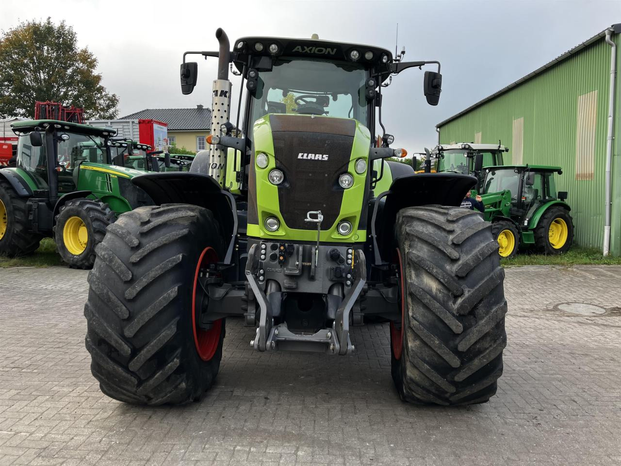 CLAAS Axion 950 - جرار: صور 3 CLAAS Axion 950 - جرار: صور 3