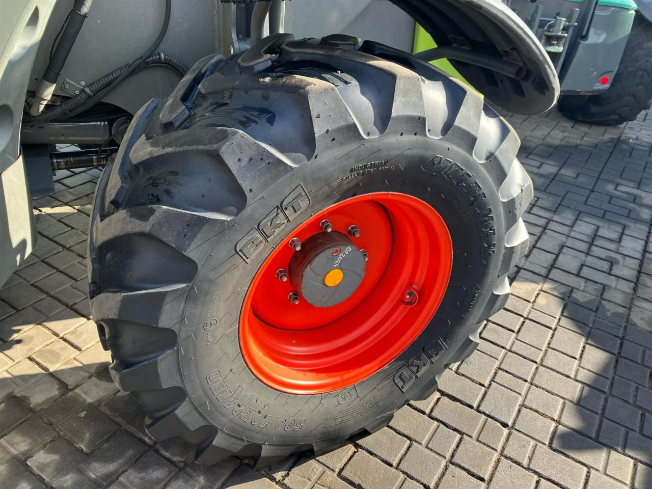 CLAAS Scorpion 9040 - رافعة تلسكوبية: صور 4 CLAAS Scorpion 9040 - رافعة تلسكوبية: صور 4