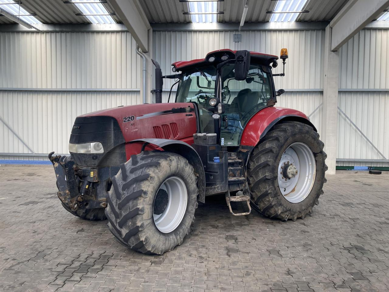 Case-IH Puma CVX 220 - جرار: صور 1 Case-IH Puma CVX 220 - جرار: صور 1