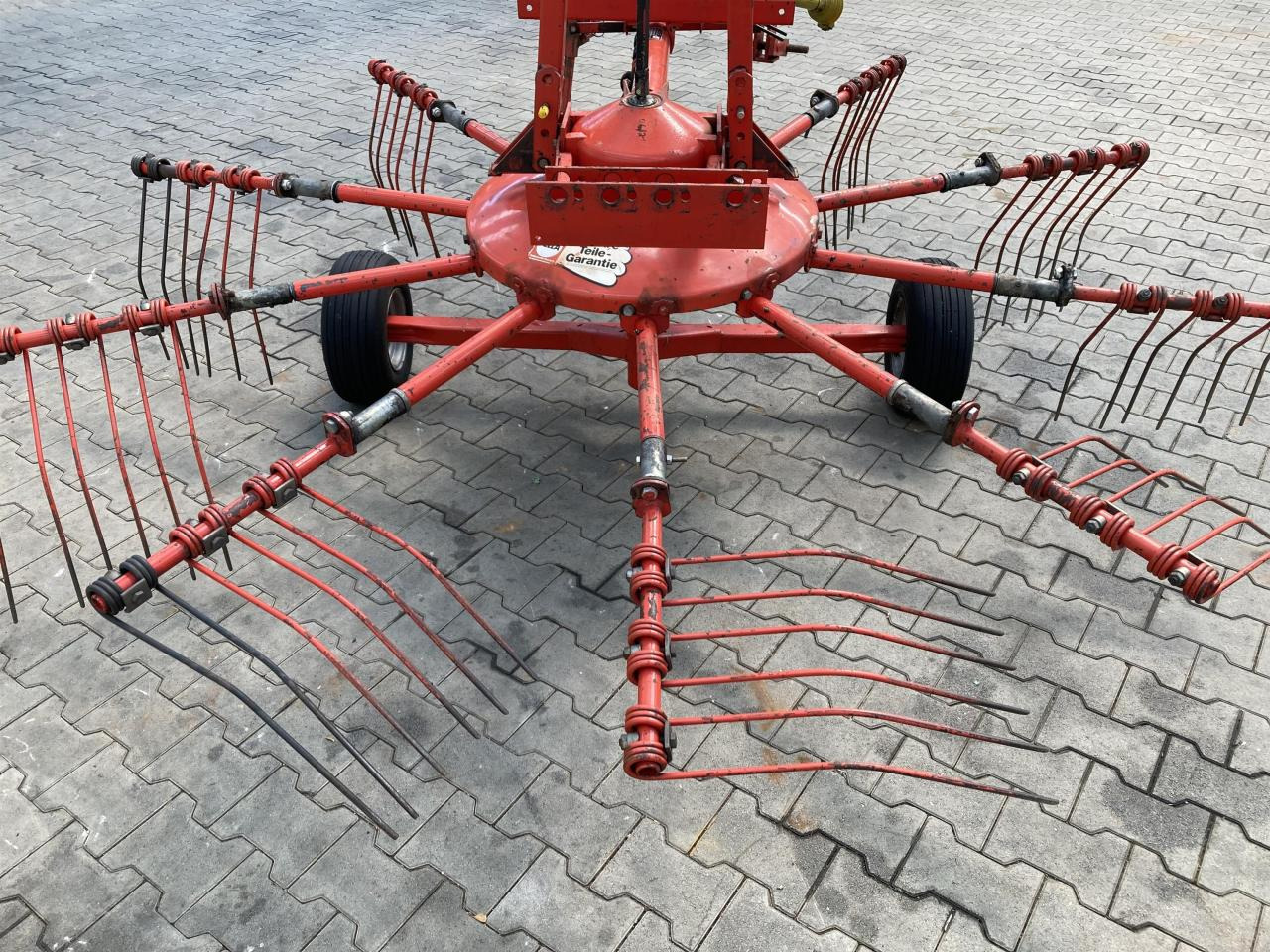 Fella TS 335 DN - لمّامَة القش: صور 4 Fella TS 335 DN - لمّامَة القش: صور 4