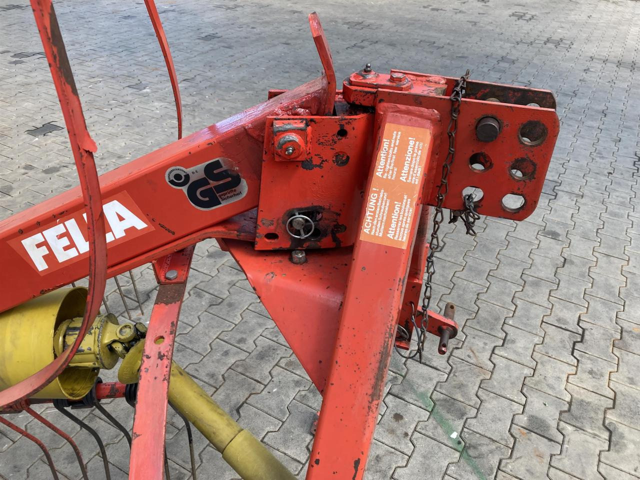 Fella TS 335 DN - لمّامَة القش: صور 5 Fella TS 335 DN - لمّامَة القش: صور 5
