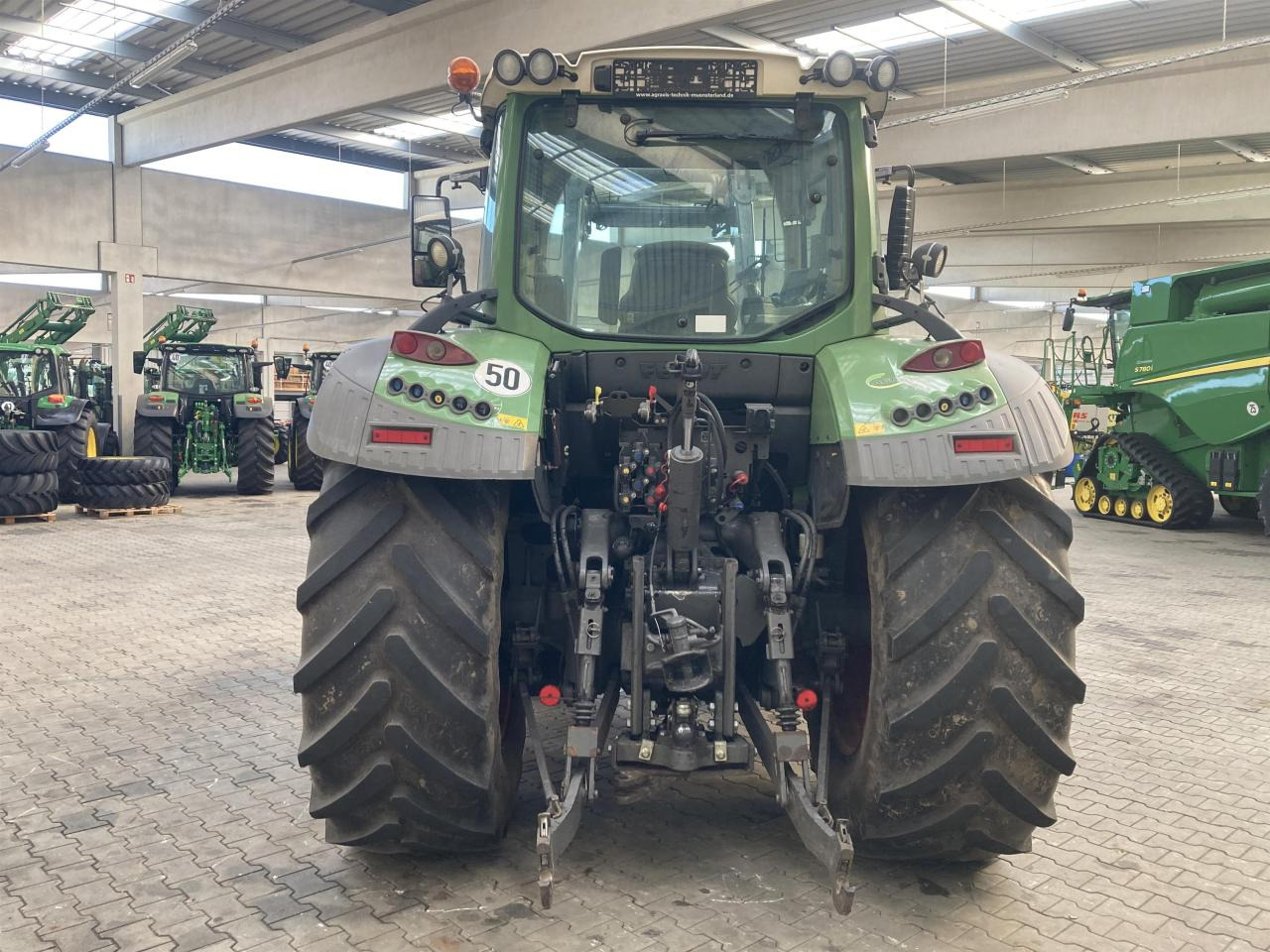 Fendt 516 Vario Profi - جرار: صور 3 Fendt 516 Vario Profi - جرار: صور 3