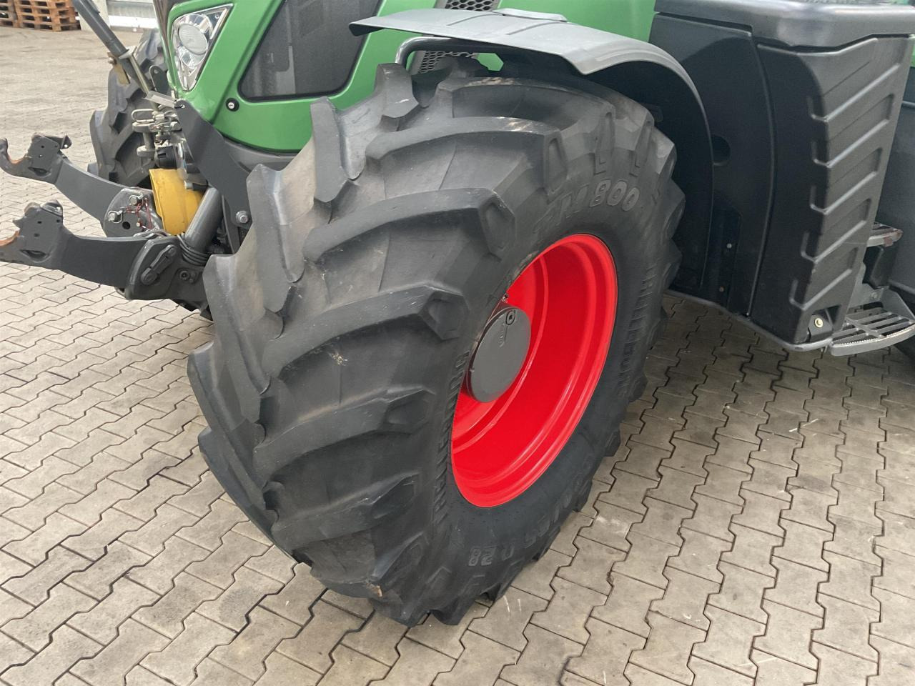 Fendt 718 Vario Profi - جرار: صور 2 Fendt 718 Vario Profi - جرار: صور 2