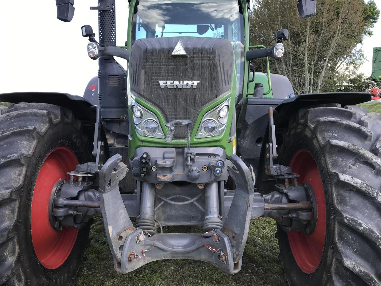 Fendt 724 Vario - جرار: صور 4 Fendt 724 Vario - جرار: صور 4
