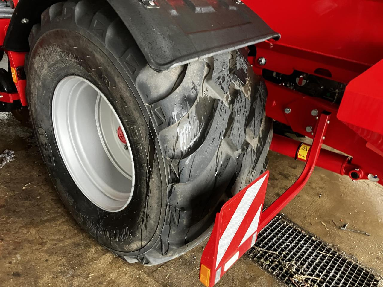 Horsch Maestro 12 CX - وضع البذور فى خطوط: صور 4 Horsch Maestro 12 CX - وضع البذور فى خطوط: صور 4